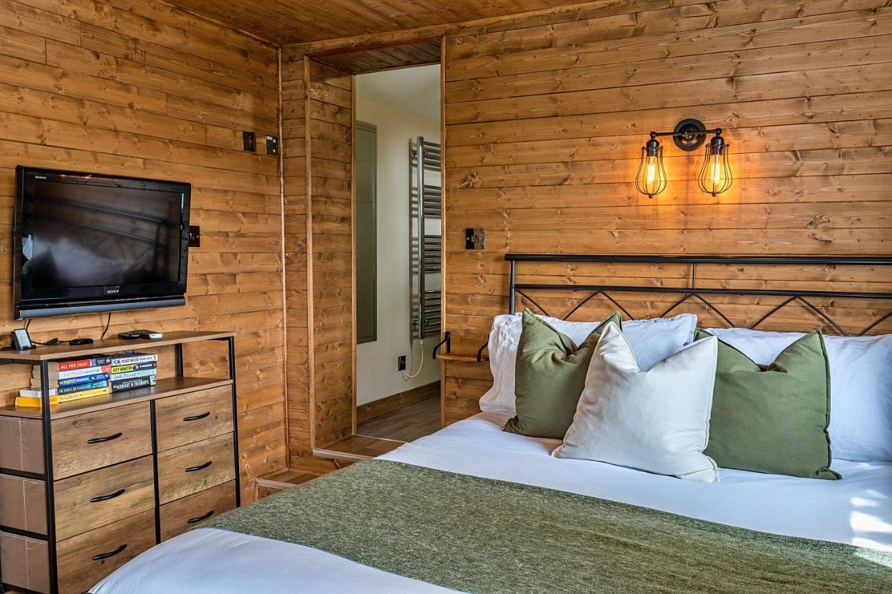 Finest Retreats - Trevoya Cabin Launceston Exterior photo