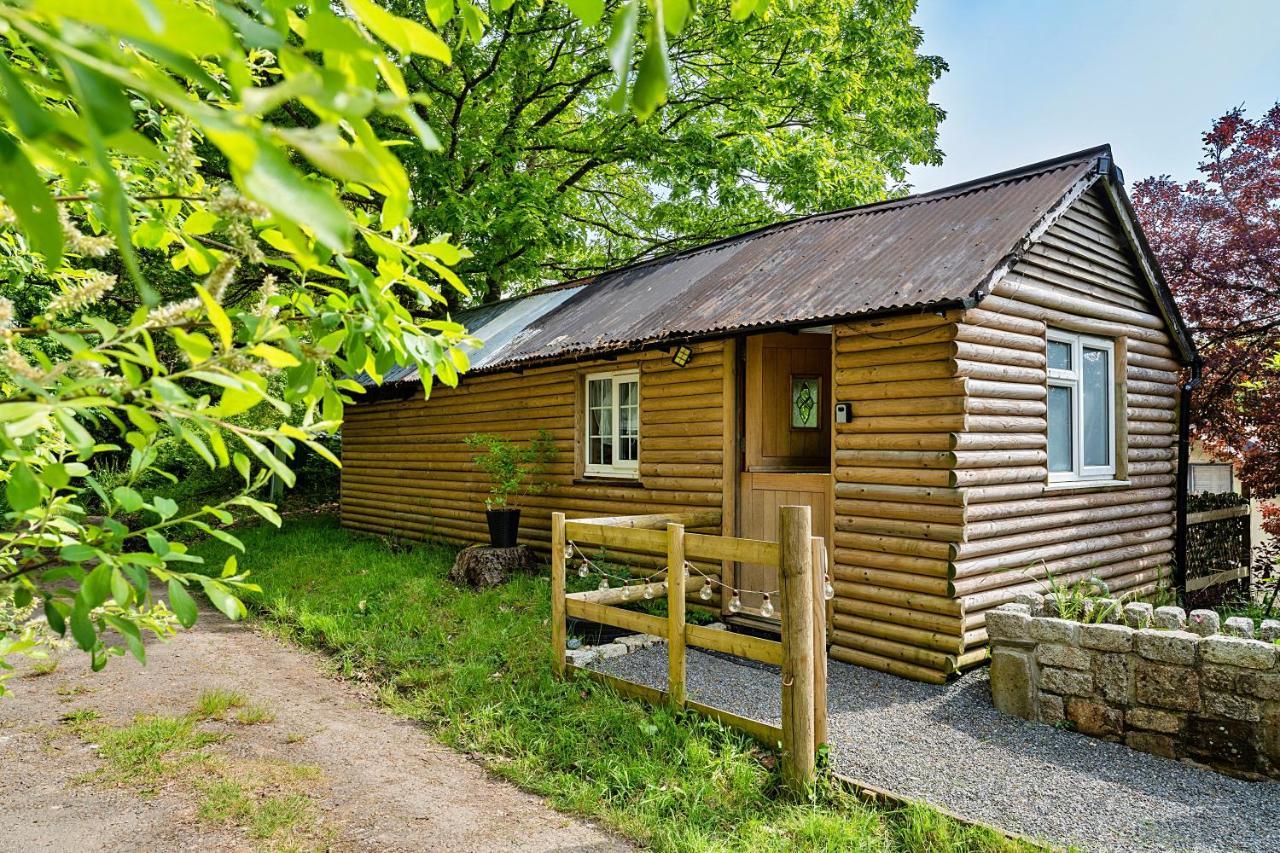 Finest Retreats - Trevoya Cabin Launceston Exterior photo