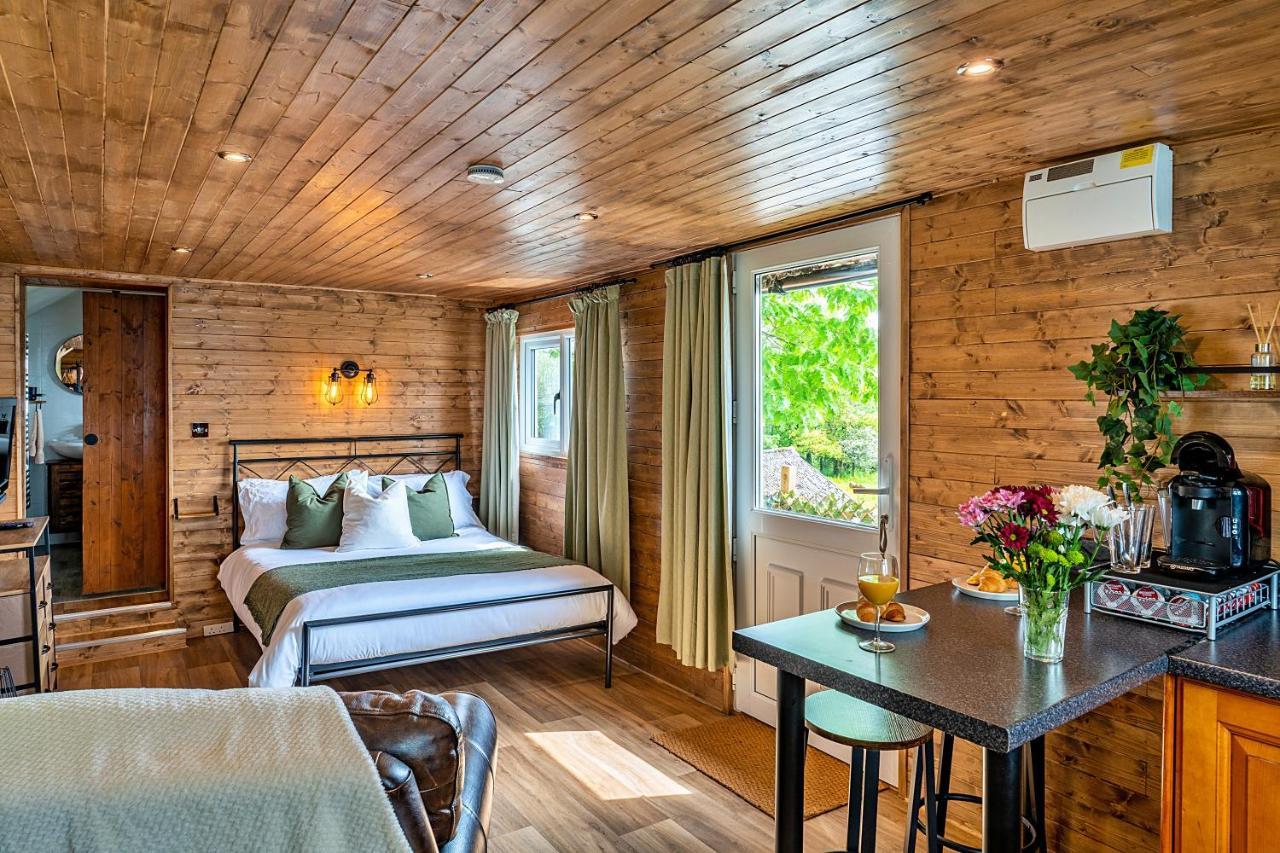 Finest Retreats - Trevoya Cabin Launceston Exterior photo